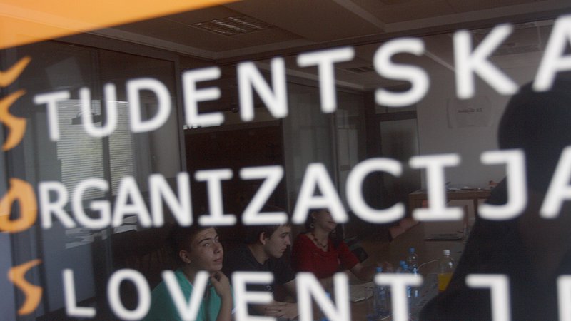 Fotografija:  Študentska organizacija Slovenije med svojimi člani nima najboljšega slovesa. FOTO: Pivk Mavric
