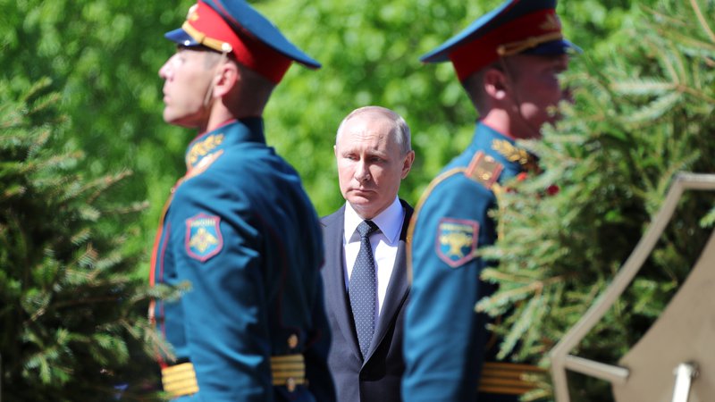 Fotografija: Ruski predsednik Vladimir Putin je privrženec trde roke, tako v mednarodnih odnosih kot do domačih nasprotnikov. FOTO: Reuters
