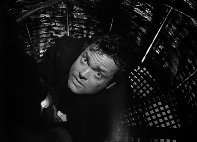 Na otvoritveni projekciji cikla je film Tretji človek (The Third Man, 1949) v režiji Carola Reeda predstavil filmski kritik Lorenzo Codelli. Foto arhiv Slovenske kinoteke
