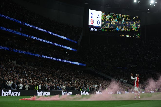Pogled na semafor je razveselil le navijače Tottenhama. FOTO: Paul Childs/Reuters
