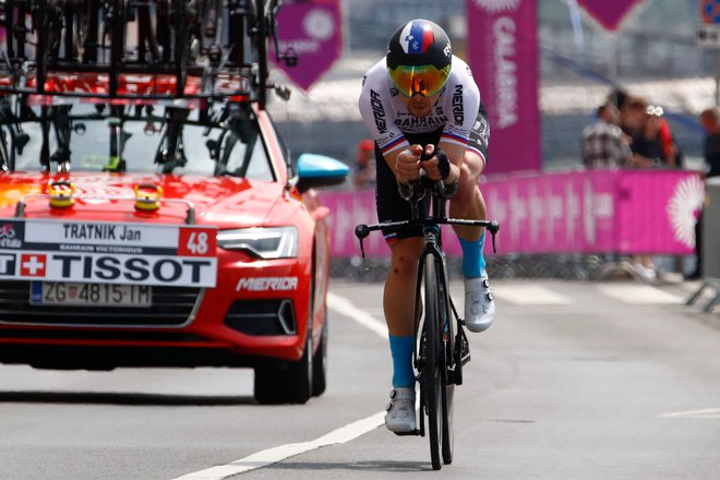Jan Tratnik je takole v Budimpešti tekmoval za uvod v Giro d'Italia.  FOTO: Luca Bettini/AFP
