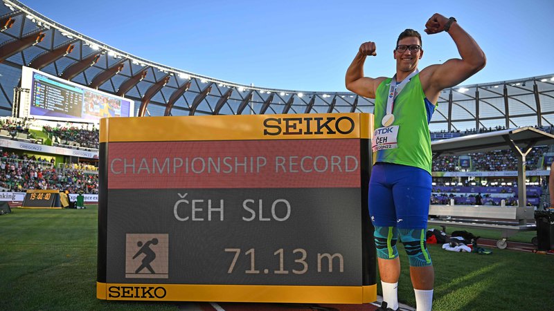 Fotografija: Z izidom 71,13 m je postavil rekord svetovnih prvenstev. FOTO: Ben Stansall/AFP
