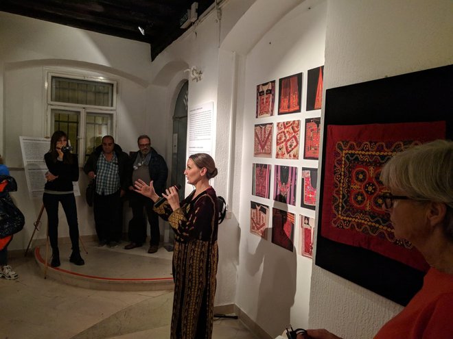 Kulturno ambasado Palestine leta 2018 so posvetili ženskam. Ena od gostij je bila Fatima Abbadi. FOTO: KAP
