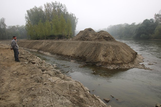Natura Mura je najobsežnejši projekt revitalizacije slovenskega toka te reke doslej. FOTO: Jože Pojbič
