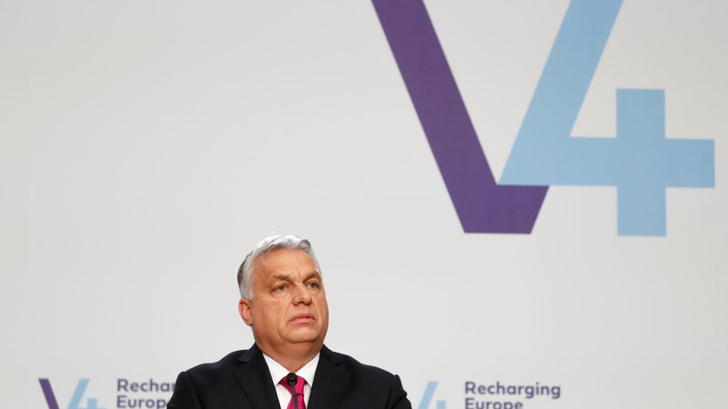 Fotografija: Madžarski premier Viktor Orbán se je s kontroverznimi stališči in dejanji oddaljil od kolegov iz višegrajske četverice. Foto: Bernadett Szabo/Reuters
