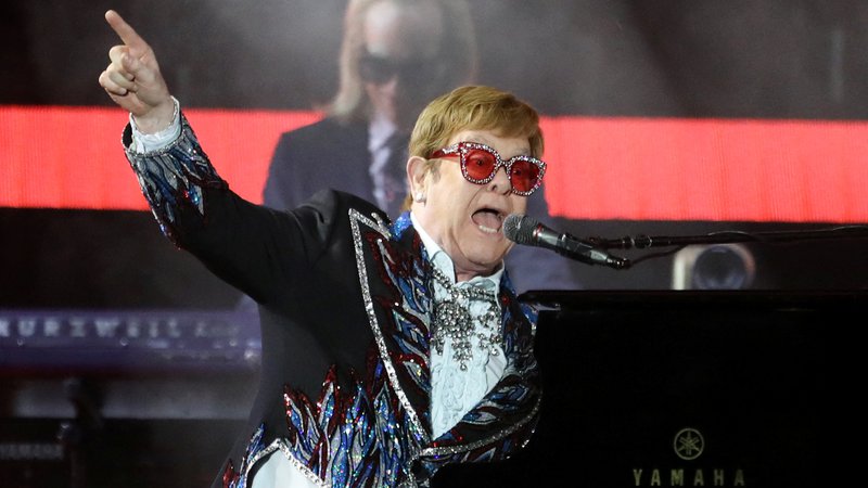Fotografija: V karieri, daljši od 50 let, je Elton John na oder stopil več kot 4000-krat in obiskal več kot 80 držav. FOTO: David Swanson/Reuters

