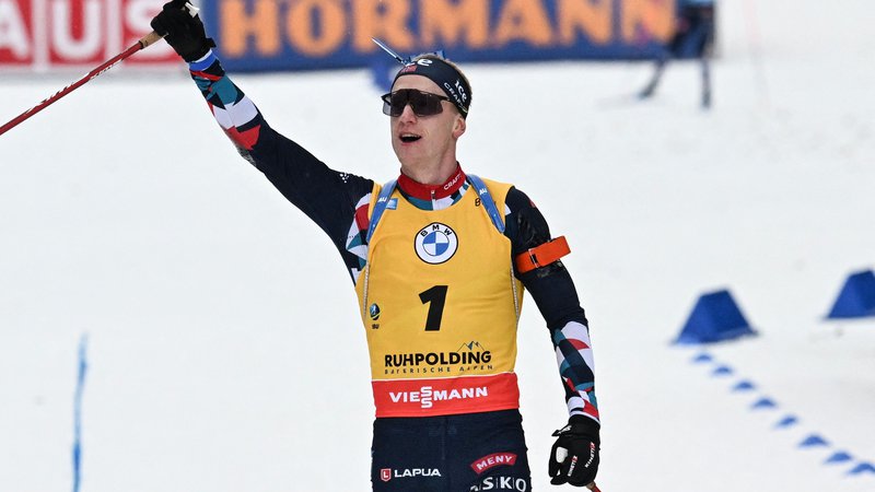 Fotografija: Johannes Thingnes Bø je bil spet premočan za konkurenco. FOTO: Christof Stache/AFP
