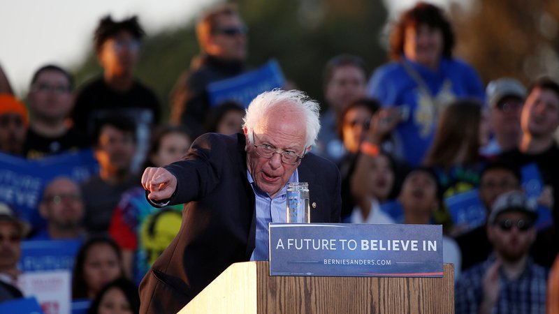Fotografija: Čeprav je že kar v letih, so misli in stališča Bernieja Sandersa še vedno ostra. FOTO: Stephen Lam/Reuters
