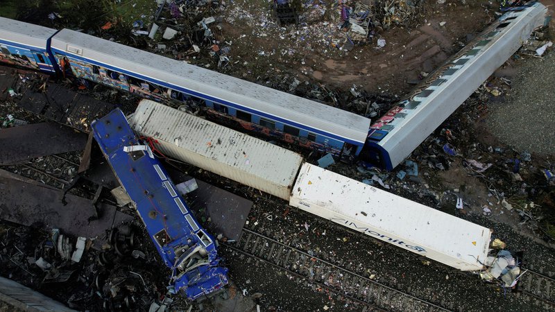 Fotografija: V trčenju vlakov je umrlo 57 ljudi. FOTO: Alexandros Avramidis/Reuters
