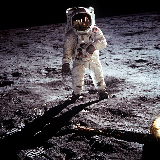 Buzz Aldrin na Luni, fotografiral ga je Neil Armstrong. FOTO: Neil Armstrong/Nasa
