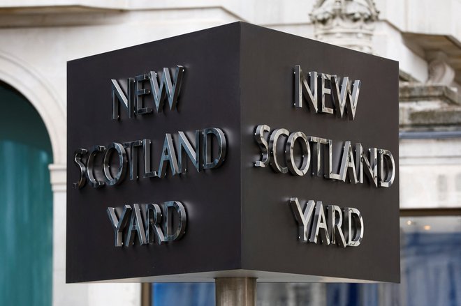 Sedež metropolitanske policije v Londonu. Foto: Peter Nicholls/Reuters
