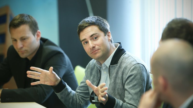 Fotografija: Andraž Tori se je Outbrainu pridružil, ko je ta leta 2017 prevzel slovensko start-up podjetje Zemanta, kjer je bil soustanovitelj.  FOTO: Jure Eržen/Delo