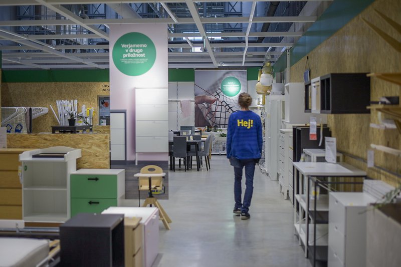 Fotografija: Ob dnevu Zemlje želi podjetje IKEA ozaveščati ljudi o bolj krožni potrošnji na področju opreme doma in spremeniti dojemanje ljudi o rabljenih izdelkih. FOTO: Podjetje IKEA