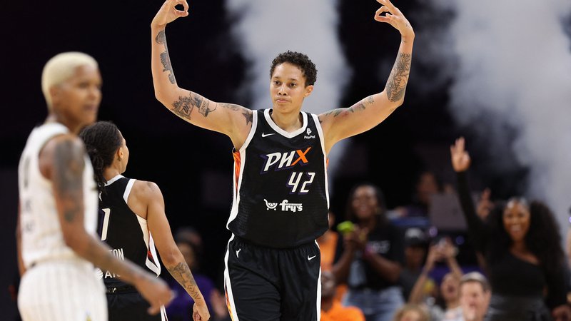 Fotografija: Košarkarica Brittney Griner je po ruski avanturi s srečnim koncem postala najprepoznavnejši obraz lige WNBA. FOTO: Christian Petersen/AFP