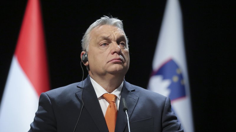 Fotografija: Orbán bi po eni strani rad bil član Evropske unije, po drugi strani pa je aktivno ne podpira pri obsodbi Putinovega režima. FOTO: Jože Suhadolnik/Delo
