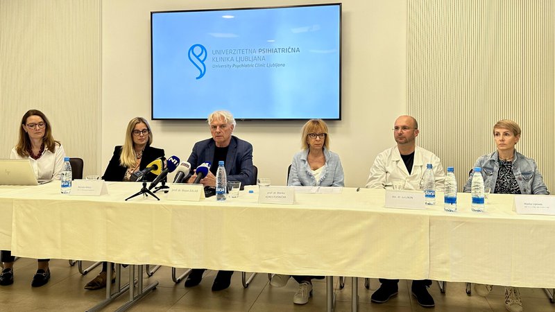 Fotografija: Današnja tiskovna konferenca vodstva ljubljanske psihiatrične klinike, ki ji sledi še konferenca ministrstva za zdravje. FOTO: Voranc Vogel/Delo
