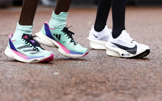 Adidas in Nike sta glavna igralca na trgu športne opreme. FOTO: Andrew Boyers/Reuters