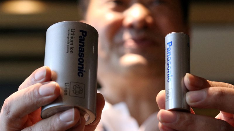 Fotografija: Uredba o baterijah je prva zakonodaja, ki upošteva pristop celotnega življenjskega cikla. FOTO: Tim Kelly/Reuters