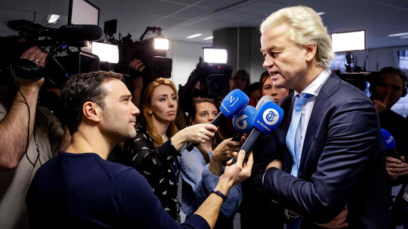 Fotografija: »To ni bil moj sanjski začetek,« je v uvodu v nov teden priznal Geert Wilders. FOTO: Robin Van Lonkhuijsen/Afp