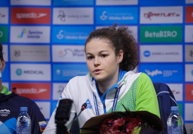Katja Fain je optimistka pred sklepnim delom prvenstva. FOTO: Jože Suhadolnik/Delo