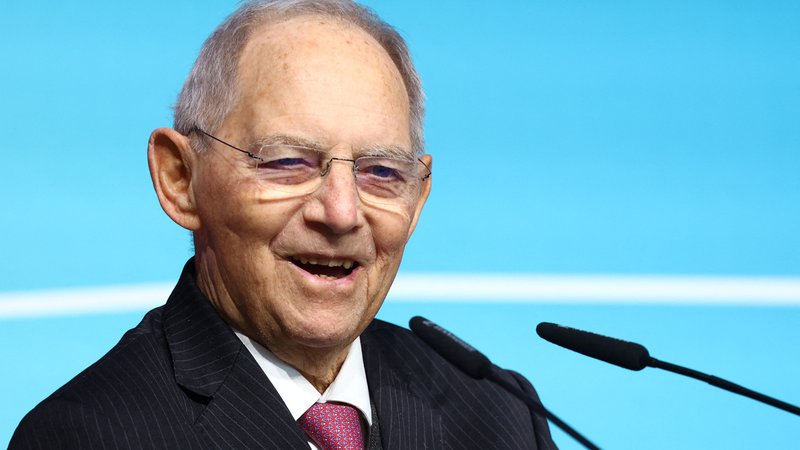 Fotografija: Wolfgang Schäuble je bil član zveznega parlamenta kar 51 let. Veljal je za pronicljivega misleca in demokrata, pa tudi za neomajno zavezanega proračunski disciplini. FOTO: Lisi Niesner/REUTERS
