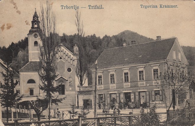 Trgovina Krammer v zgornjem delu Trbovelj - 19. stoletje. FOTO: Arhiv ZMT

​