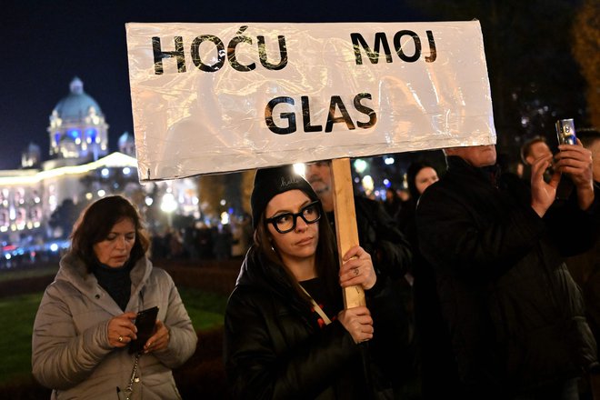 Demonstracije po decembrskih volitvah v Beogradu. FOTO: Andrej Isakovic/AFP