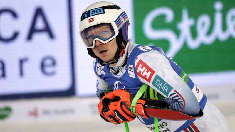 Fotografija: Henrik Kristoffersen se ni strinjal z odpovedjo slaloma v Banskem. FOTO: Leonhard Foeger/Reuters