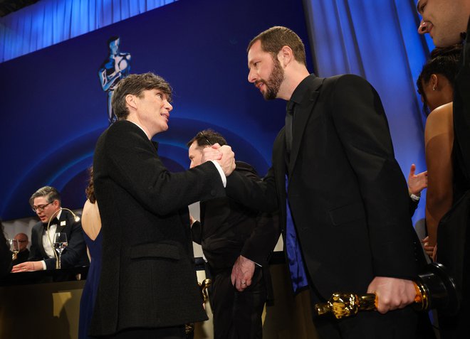 Mstislavu Černovu je čestital tudi Cillian Murphy. FOTO: Mario Anzuoni/Reuters