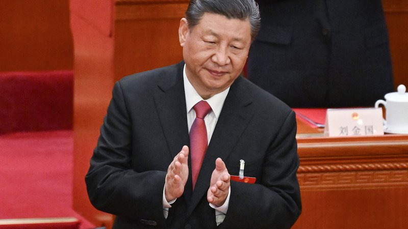 Fotografija: Xi Jinping nima vidnega nasprotnika, zato mu ni treba sklepati kompromisov. FOTO: Greg Baker/AFP