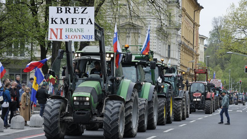 Fotografija: Protest kmetov v Ljubljani 24. 4. 2023. FOTO: Jože Suhadolnik/Delo