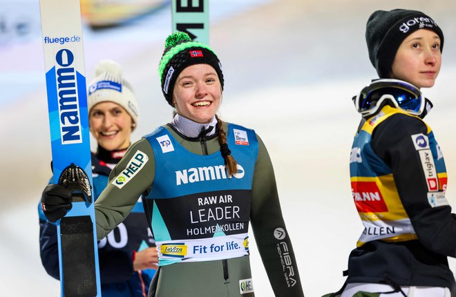 Eva Pinkelnig, Eirin Maria Kvandal in Nika Prevc. FOTO: Geir Olsen/AFP