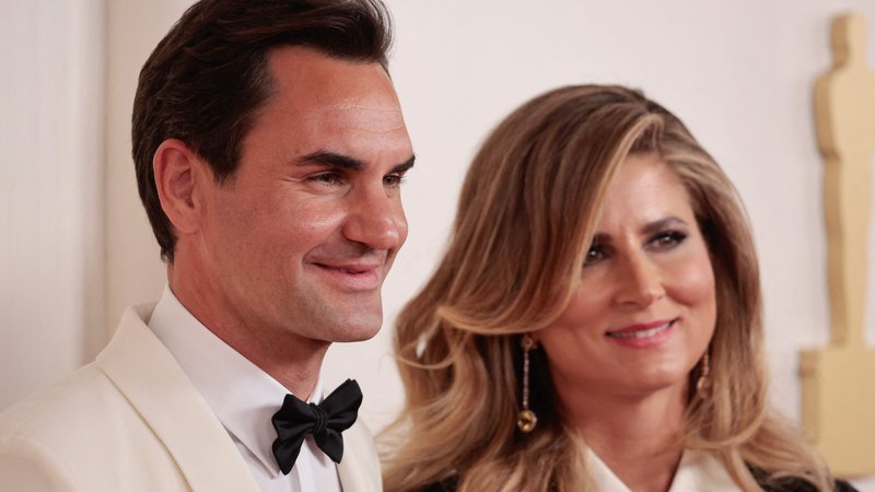 Fotografija: Roger Federer (na fotografiji s svojo ženo Mirko) je precej kritičen do zdajšnjega tenisa. FOTO: David Swanson/AFP