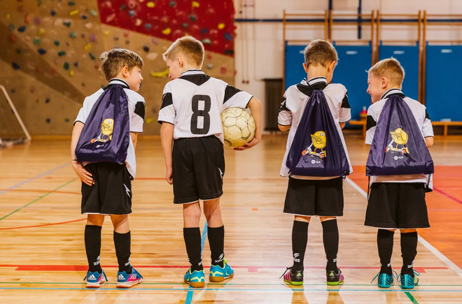 NLB podpira športne klube in programe po vsej Sloveniji, kar omogoča več kot 10.000 otrokom sodelovanje v različnih športnih dejavnostih. FOTO: NLB