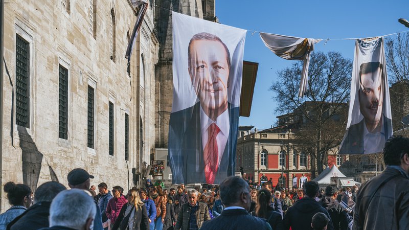 Fotografija: Izid lanskih predsedniških volitev je turškega voditelja Recepa Tayyipa Erdoğana prepričal, da lahko njegova stranka jutri znova prevzame nadzor nad Istanbulom. FOTO: Sabina Vrečko