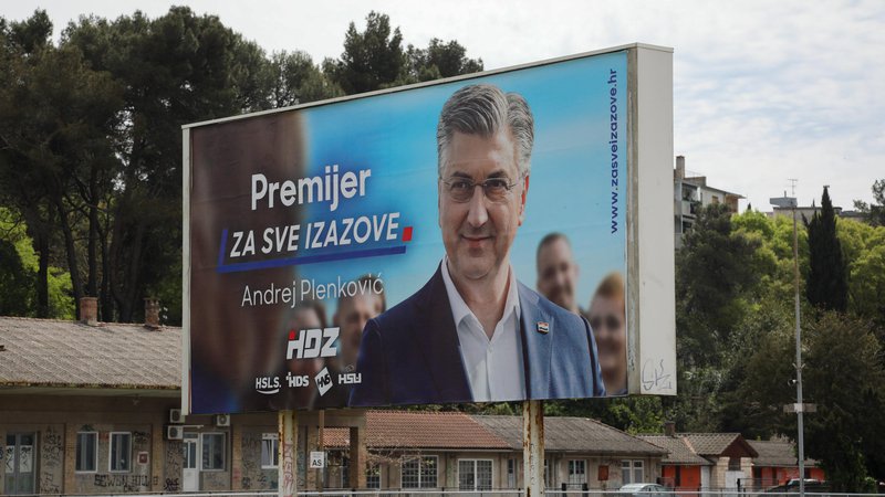 Fotografija: HDZ-jeva plakatna kampanja je varna, a dolgočasna. FOTO: Goran Šebelić/Cropix