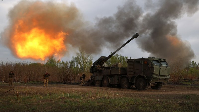 Fotografija: Ukrjaina bo lahko britansko orožje uporabljala za napade na Rusijo. FOTO: Anatolii Stepanov/AFP
