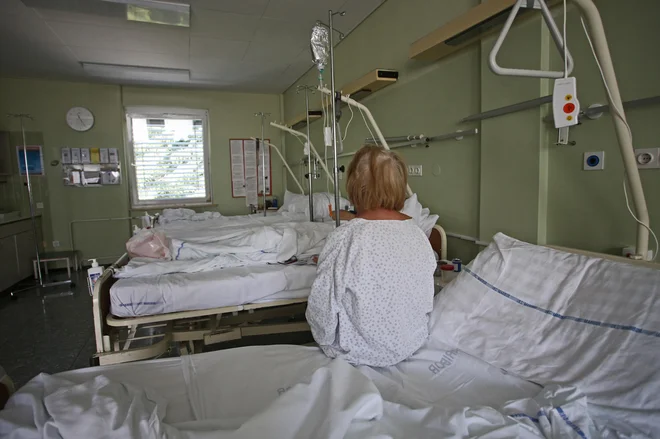 Kmalu bo znano, kdo vse je kukal v sodničino kartoteko. FOTO: Tadej Regent/Delo