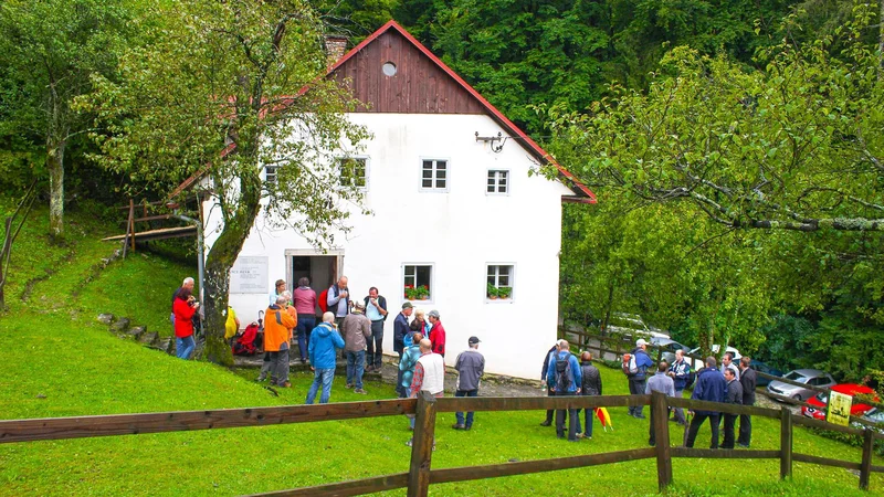 Fotografija: Bevkova domačija v Zakojci bo v nedeljo na široko odprla svoja vrata. FOTO: Gregor Kacin