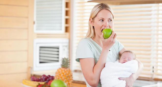 Zakaj torej država ne usmeri svojih sil v primarno zdravstveno mrežo in omogoči ljudem, da je strokovna individualna prehranska obravnava del zdravstvenega pregleda? Foto: Shutterstock