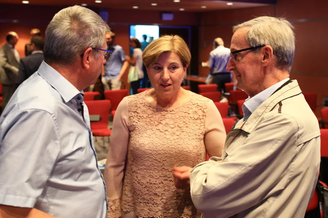 Nekdanja predsednica stranke in zdaj evropska poslanka Ljudmila Novak se zaveda, da bo digitalizacija posebno velik izziv za starejše. FOTO: Tomi Lombar/Delo