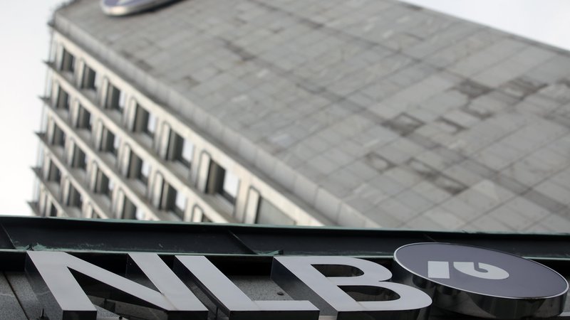Fotografija: NLB brani položaj regijsko najpomembnejše banke. Foto Mavric Pivk
