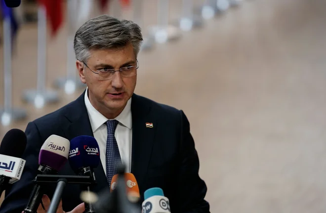 Plenković je izrazil prepričanje, da Slovenija ne more v nedogled blokirati vstop Hrvaške v schengen. FOTO: Kenzo Tribouillard/AFP