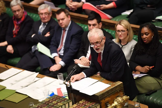 Vodja opozicije Jeremy Corbyn med razpravo o predlogu zakonodaje o uveljavitvi ločitvenega sporazuma FOTO: Jessica Taylor/AFP