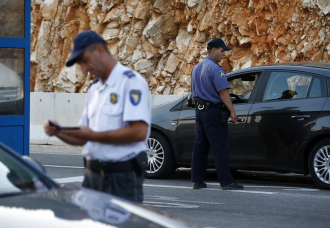 Slovenija na načelni ravni podpira hrvaški vstop v schengen,. FOTO: Marko Djurica Reuters