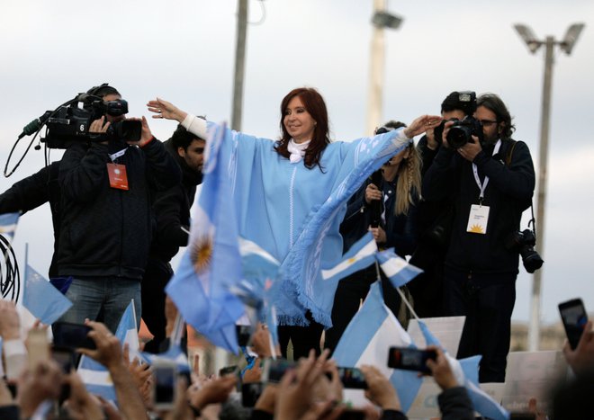 Cristina Fernández de Kirchner je bila večji del volilne kampanje odsotna. FOTO: Ricardo Moraes/Reuters