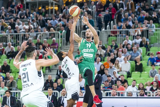Marko Simonović se je izkazal v zadnji četrtini dvoboja s Partizanom. Foto ABA