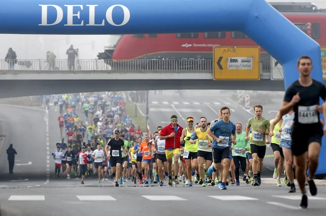 Današnja vremenska napoved je hkrati dobra in slaba novica za prireditelje ljubljanskega maratona. FOTO: Roman Šipić