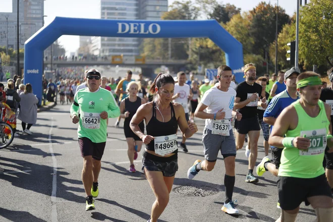 Ljubljanski maraton na 21 in 42 km. FOTO: Leon Vidic/delo