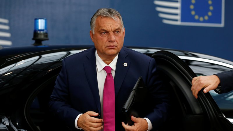 Fotografija: Premier Marjan Šarec je danes na prvem uradnem obisku pri madžarskem kolegu Viktorju Orbánu. FOTO: Reuters
